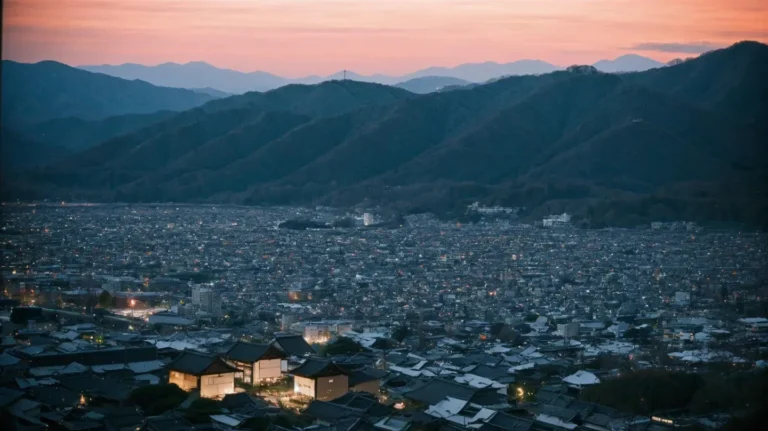 安土桃山時代の夜、名古屋の薄暗い風景。